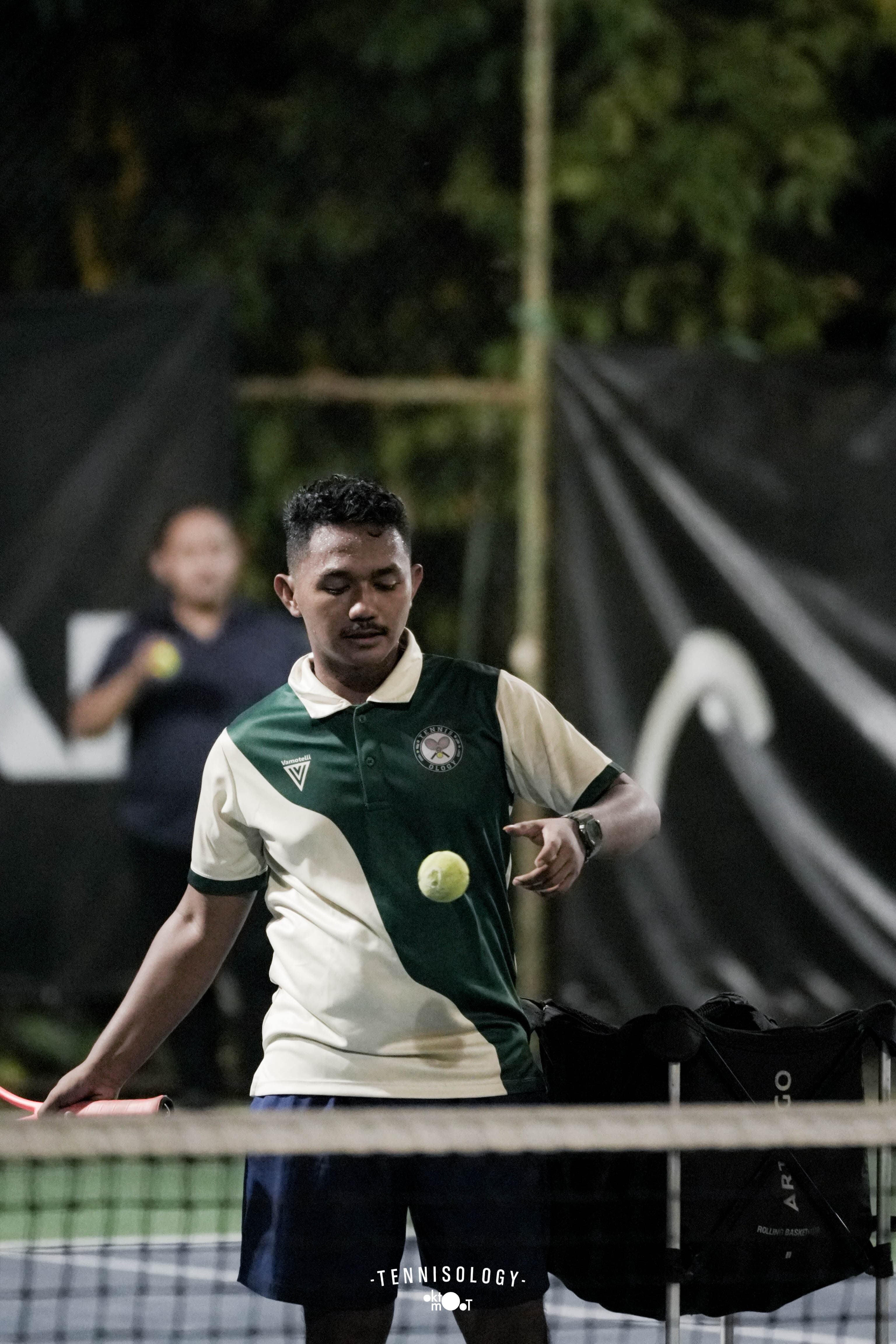 Coach Dwi